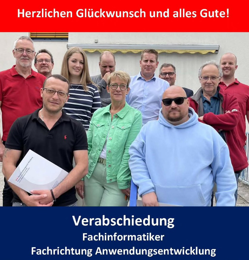 Die Absolvent mit Teamleiter Jonathan Hüttinger und ihren Ausbilder*innen Die Absolvent mit Teamleiter Jonathan Hüttinger und ihren Ausbilder*innen